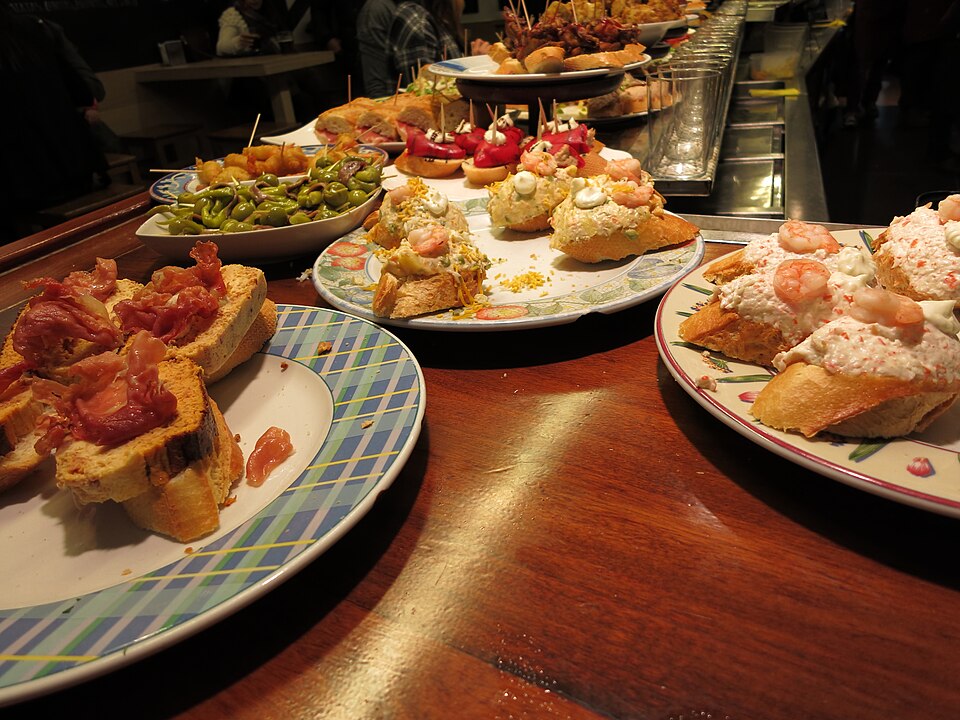 Pintxos en la Parte Vieja de San Sebastián